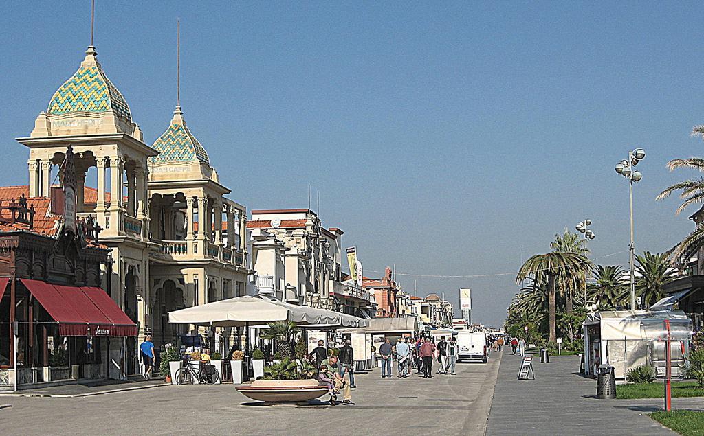Vacanze A Виареджо Номер фото
